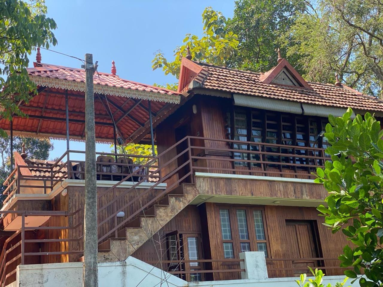 Mayoorapanjaram Neyyattinkara Exterior photo